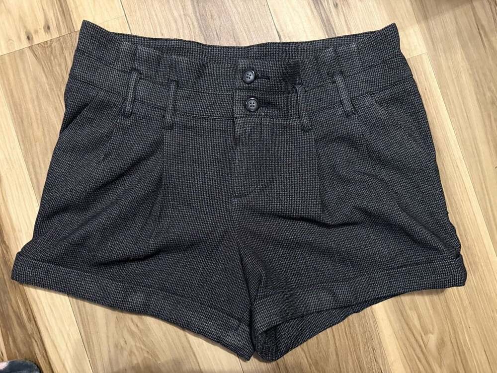 Free People Shorts Size 6 Gray Houndstooth